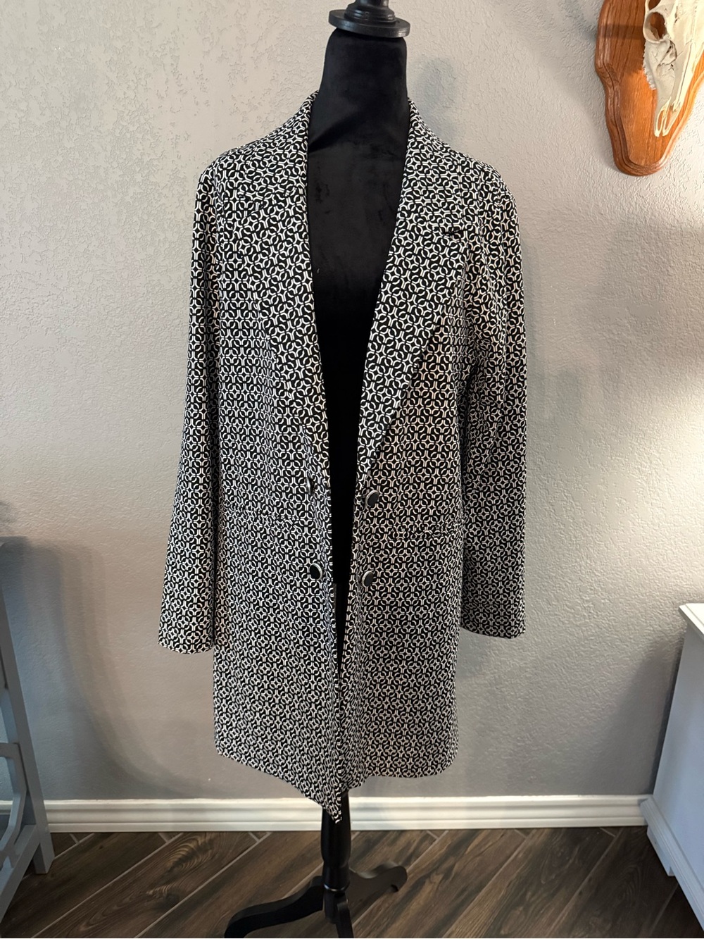 Cato Black and White Geometric Pattern Blazer